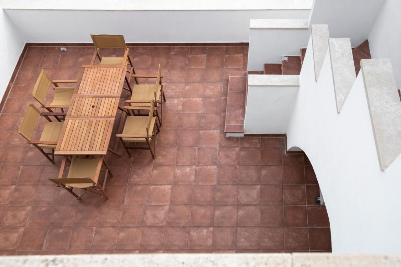 Chic, Stylish Traditional Townhouse With Terrace - Casa de Férias St. Paul's Bay